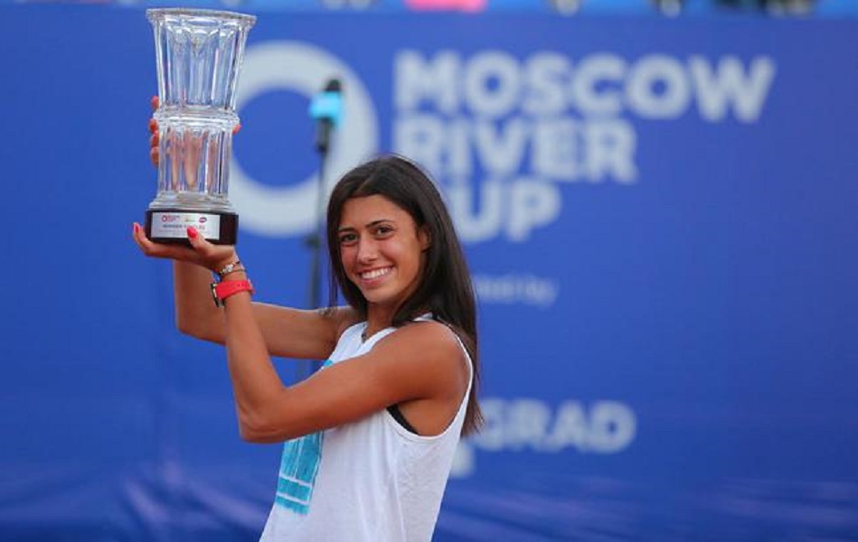 莫斯科赛丹尼洛维奇夺首冠 01后首夺WTA单打冠军